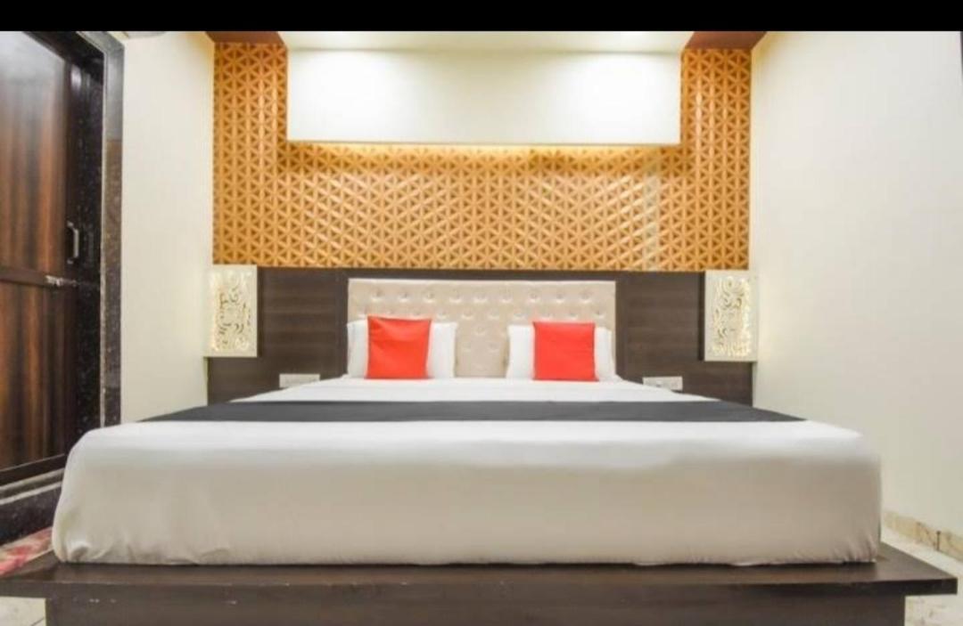 New Amrit Guest House Bhagat Singh Chowk Phagwara Gate Jalandhar Exterior foto